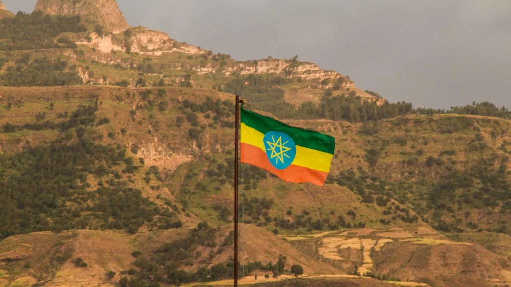 Questa immagine ha l'attributo alt vuoto; il nome del file è bandeira-etiopia-lalibela-1.webp